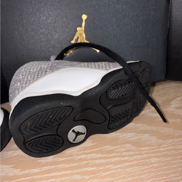 Jordan 13 Retro (TD) White & Purple Sneakers - Picture 8 of 13